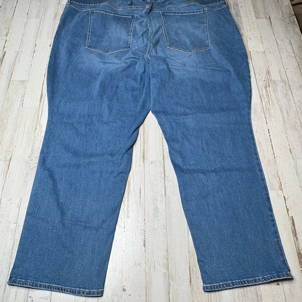 Old Navy Women's Jeans Plus Size 30 Power Slim Straight Mid Rise Medium Wash - Picture 11 of 14